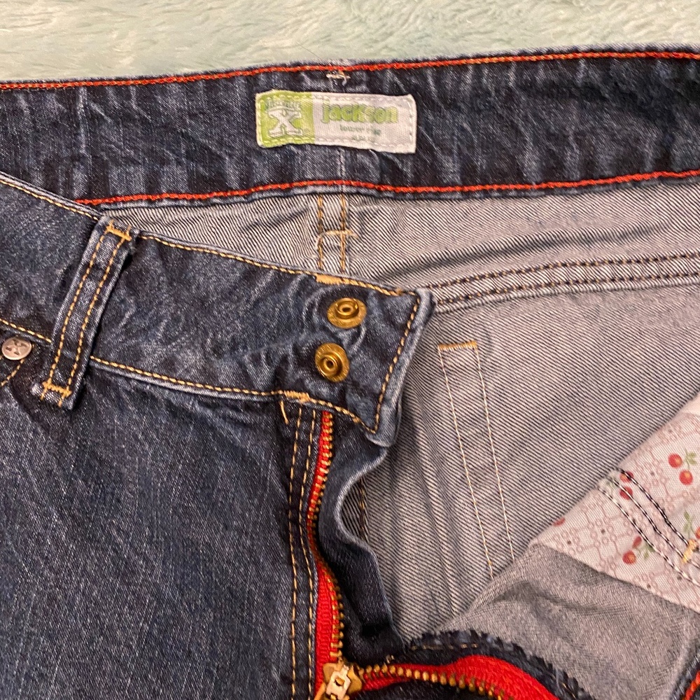 Size 9/10 x 32 Twenty X Jeans - Great condition